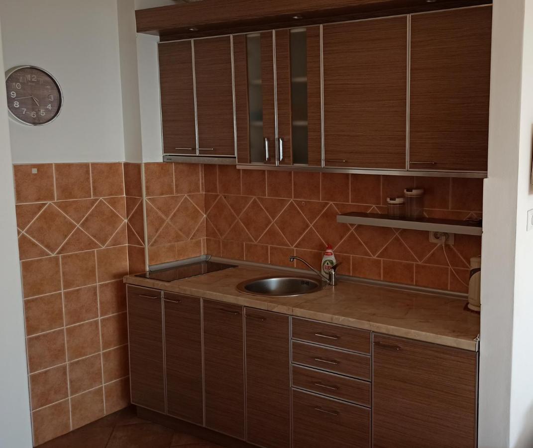 Rakocevic Apartments Petrovac Eksteriør billede