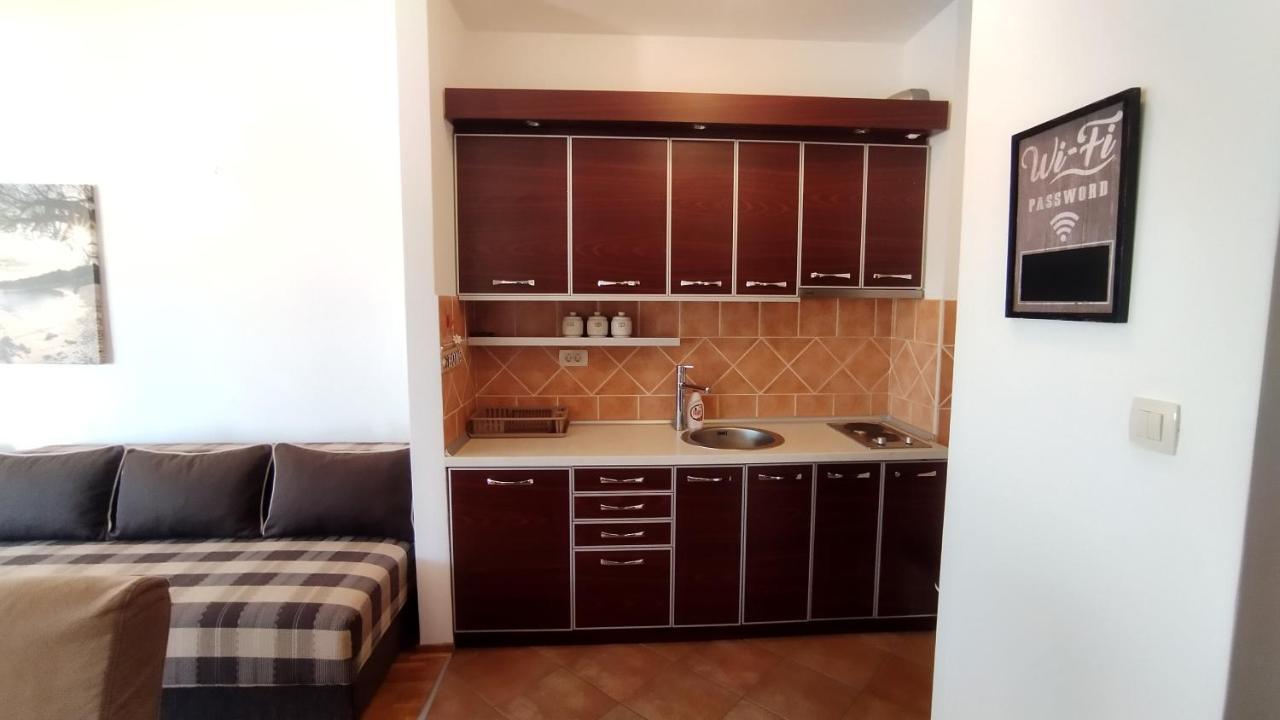 Rakocevic Apartments Petrovac Eksteriør billede
