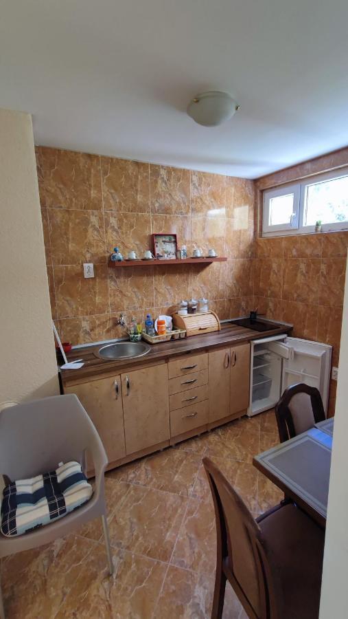 Rakocevic Apartments Petrovac Eksteriør billede